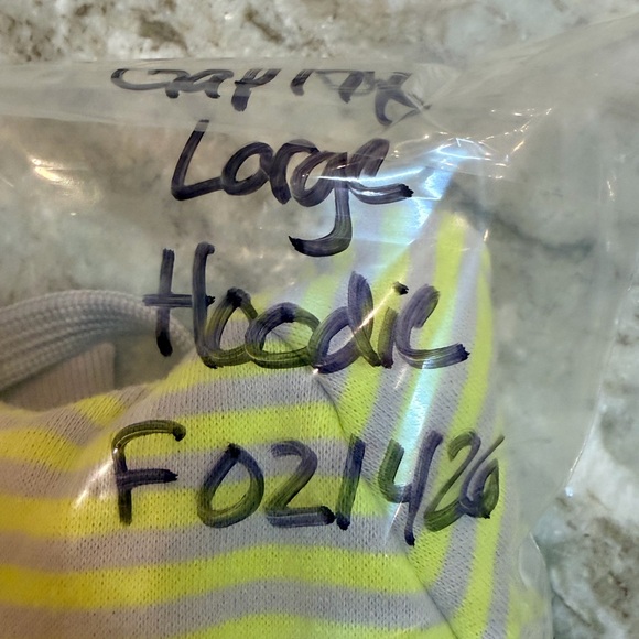 GapFit Women’s L Yellow Gray Striped Full Zip Hoodie Fleece Lined Thumb Holes - Picture 10 of 10